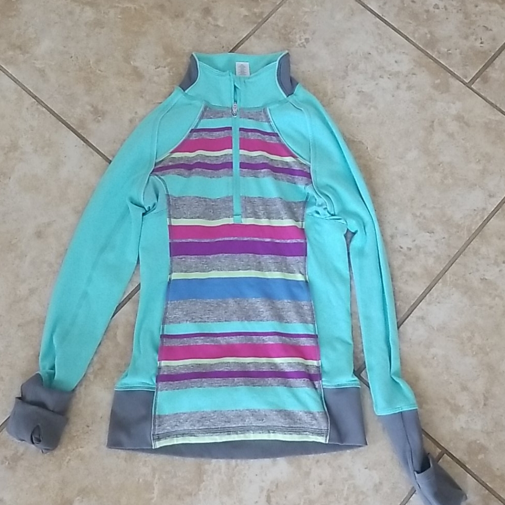 Girls athletic top ivivva size 10